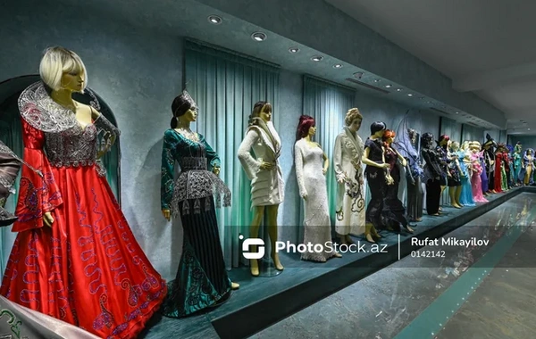Azərbaycanın ilk moda muzeyində göz oxşayan, fərqli nümunələr