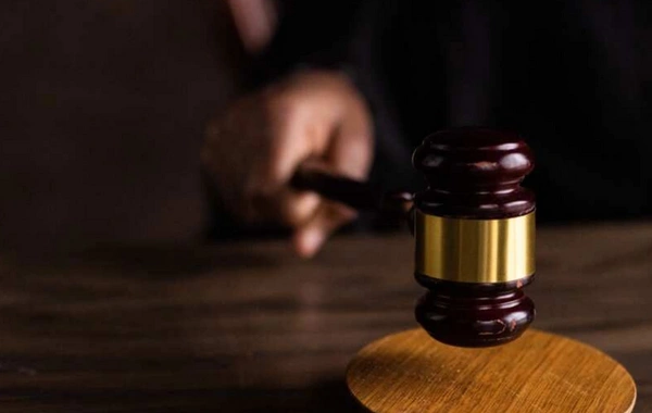 Rusiyada 23 il əvvəl qayınatasının qətlində təqsirləndirilən azərbaycanlıya hökm oxunub