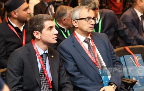 В Баку прошел II Форум религиозных деятелей