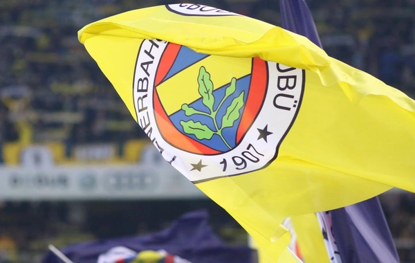 UEFA Fənərbağça və iki futbolçu ilə bağlı araşdırmaya başlayıb