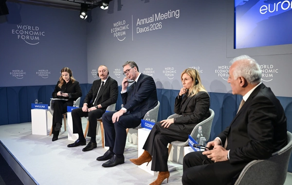 Prezident Davosda "Avrasiyanın iqtisadi özünəməxsusluğunun müəyyənləşdirilməsi" mövzusunda panel iclasında iştirak edib