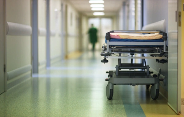 Nadir tibbi hadisə - 24 dəqiqə ürəyi dayanan qadın yaşadıqlarını danışdı