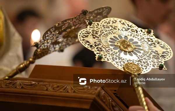 Bu gün dünya pravoslavları Milad bayramını qeyd edir