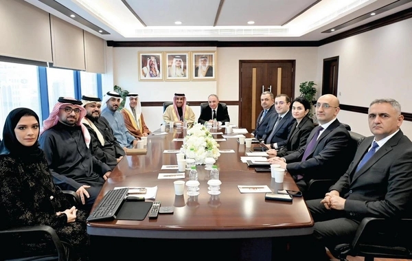 Kamran Əliyev Bəhreynə işgüzar səfər edib