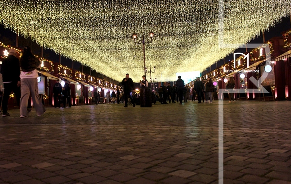 Dənizkənarı Bulvar Yeni İlə xüsusi hazırlaşıb - Bu dəfə Buz Meydançası da olacaq