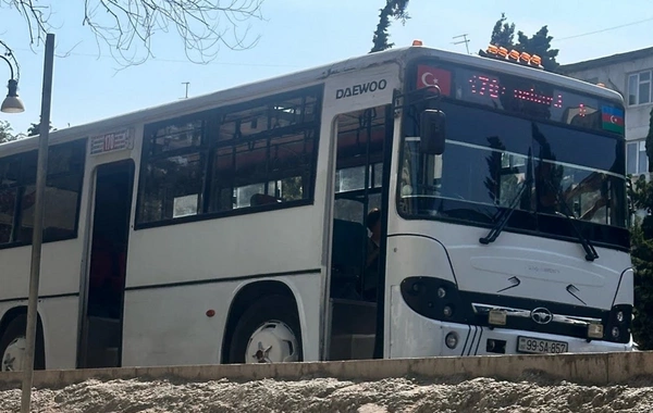 Каждый день ждем часами: жители Баку недовольны работой маршрута №170