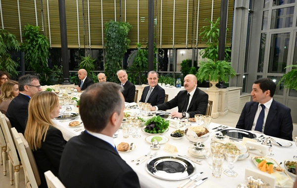 İlham Əliyevin adından İtaliya Nazirlər Şurasının sədrinin şərəfinə işçi şam yeməyi verilib