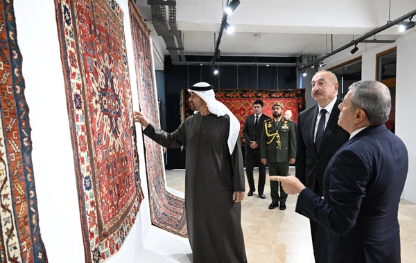 Президенты Азербайджана и ОАЭ посетили Шушинский филиал Национального музея ковра