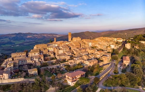 Bu qəsəbəyə köçüb yaşayanlara 30 000 dollar verilir