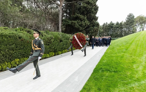 Vilayət Eyvazov türkiyəli həmkarı ilə görüşüb