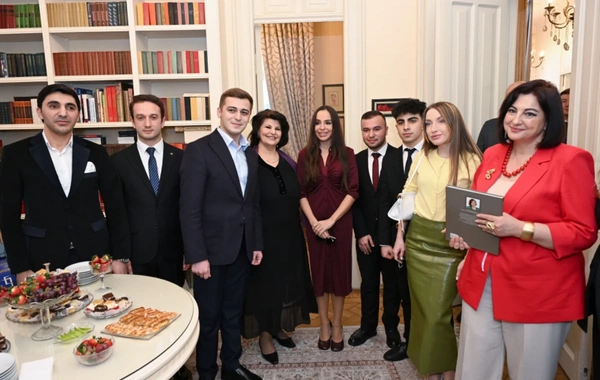 Презентована книга "Иреван: эхо истории и утраченного наследия"