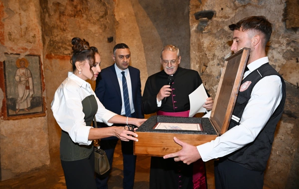 Мехрибан Алиева приняла участие в церемонии открытия проекта реставрации катакомб Святой Коммодиллы в Ватикане