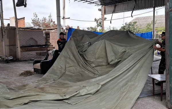 FHN evsiz qalan ailə üçün çadır quraşdırdı