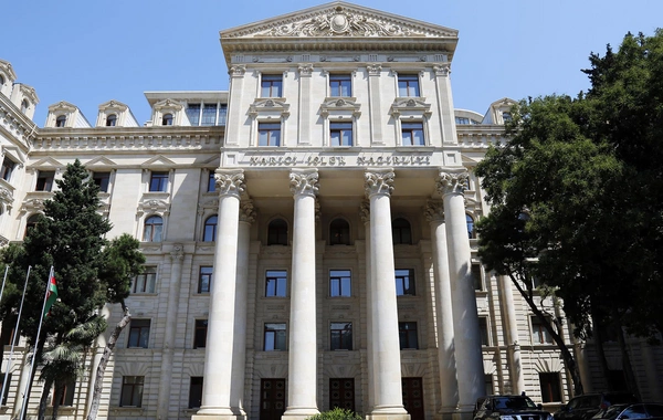 XİN: Odessa sahillərində Azərbaycan vətəndaşlarının olduğu gəmi dron hücumuna məruz qalıb