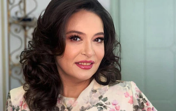 Mehriban Xanlarova teatrdakı işindən çıxır