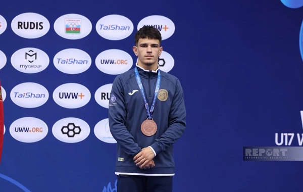 Orxan Həbibliyə dünya çempionatının bürünc medalı təqdim edilib
