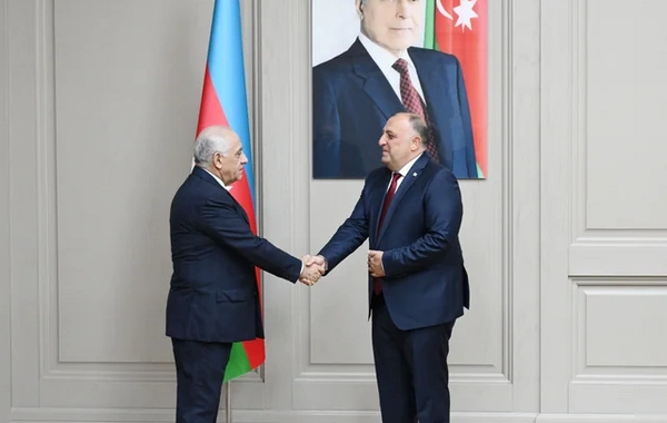 Əli Əsədov Gürcüstanın baş prokuroru ilə görüşüb