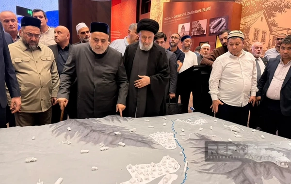 Beynəlxalq konfransın iştirakçıları Xocalı Soyqırımı Memorialı ilə tanış olublar