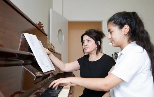 Attestasiyada ən zəif nəticə göstərən təhsil müəssisəsi hansıdır?