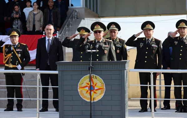 FHN-in Akademiyasında gənc kursantların hərbi andiçmə və məzunların buraxılış mərasimi keçirilib