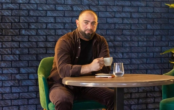 İş adamı restorandan çıxarkən GÜLLƏLƏNDİ
