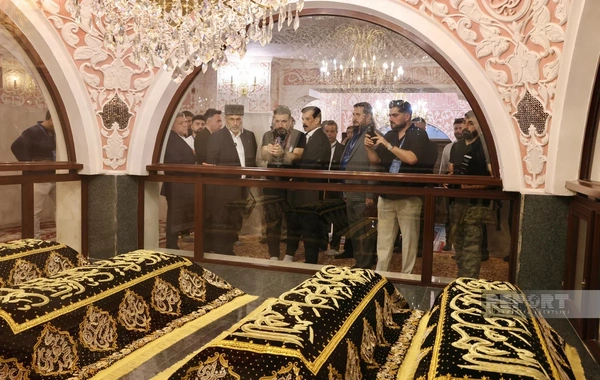 Türkiyə, Gürcüstan və İraqın azərbaycanlı din xadimləri Bibiheybət məscidini ziyarət edib