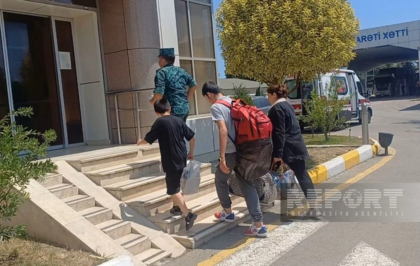 İrandan daha 15 əcnəbi Azərbaycan vasitəsilə təxliyə edilib