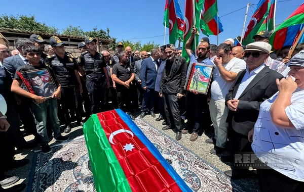 Goranboyda itkin-şəhid Rauf Əhmədovla vida mərasimi keçirilib