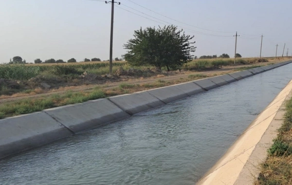 Bərdədə qızını xilas etmək istəyən ata kanalda boğularaq ölüb