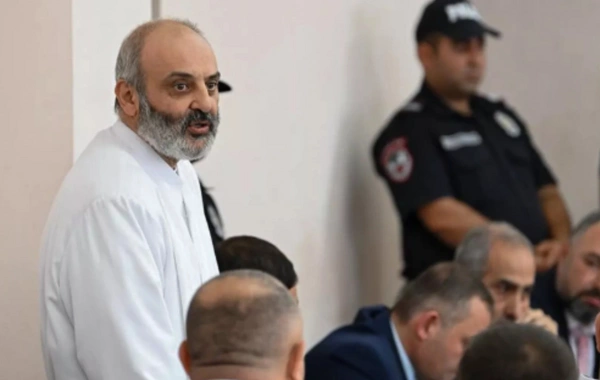 İrəvanda məhkəmə Baqrat Qalstayana qarşı cinayət işini dayandırmaqdan imtina edib