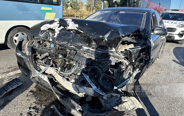 Sumqayıtda altı avtomobilin iştirakı ilə zəncirvari qəza baş verib