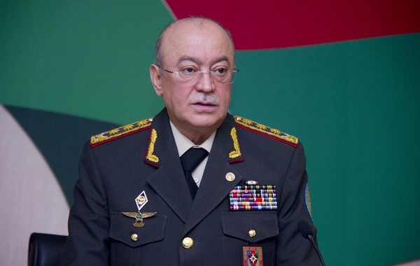 Nazir rəislərin yerini dəyişdirdi