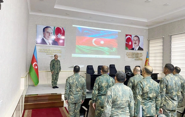 Azərbaycan Ordusunda Müstəqilliyin Bərpası Günü qeyd olunub
