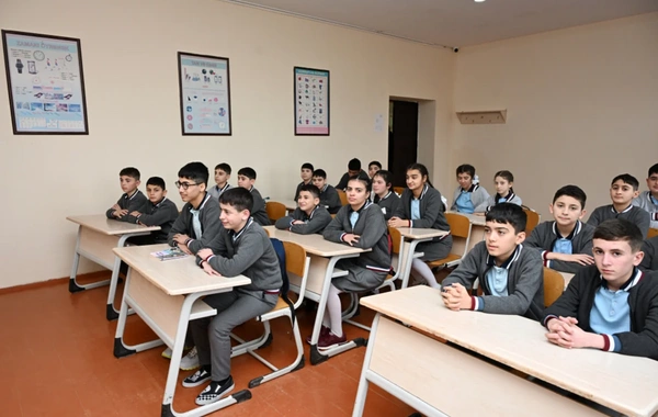 Leyla Əliyeva və Alyona Əliyeva Qubada internat tipli ümumtəhsil məktəbini və STEAM mərkəzini ziyarət ediblər