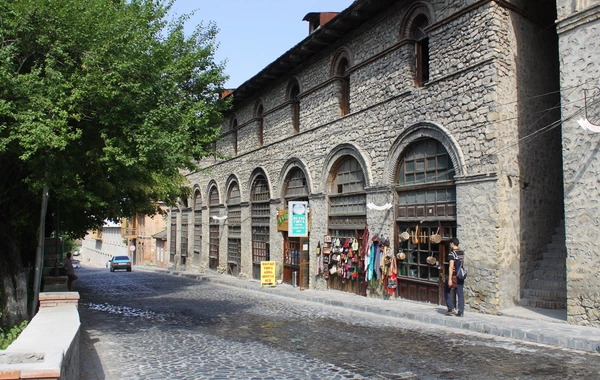 Yuxarı Baş qoruğunun ərazisində tikinti və yenidənqurma işləri aparılacaq