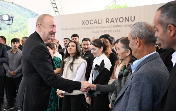 Prezident İlham Əliyev Xocalının Badara, Daşbulaq, Seyidbəyli və Şuşakənd kəndlərinin sakinləri ilə görüşüb