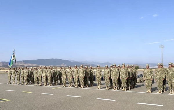 Özbəkistan hərbçiləri Qarabağda