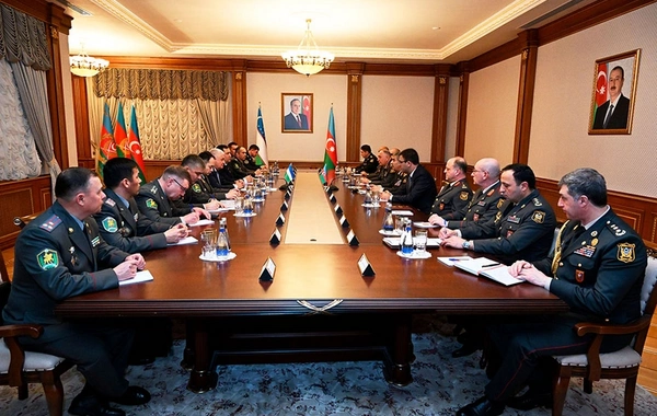 Azərbaycan və Özbəkistan arasında hərbi əməkdaşlıq planı imzalanıb