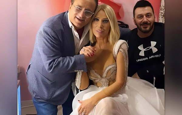 Mərhum prodüserdən danışan Seda Sayan: Onu yaxşıca döydüm