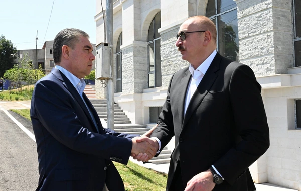 Prezident İlham Əliyev və Qurbanqulu Berdiməhəmmədov Şuşada birgə nahar ediblər