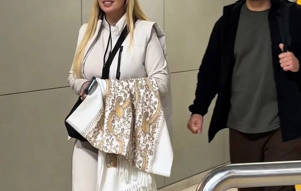Roza Zərgərli bu qonşu ölkənin üç şəhərində konsert verdi