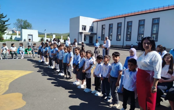 Xankəndi, Xocalı və Ağdərə məktəblərində "Son zəng" çalınıb