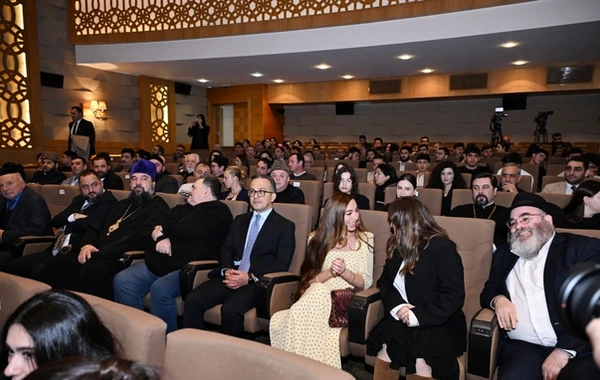 Arzu Əliyeva "Harmoniya" sənədli filminin təqdimatında iştirak edib