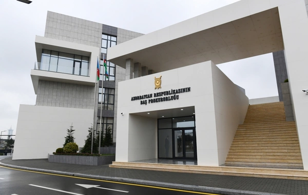 Vergi yoxlamasının keçirilməməsi müqabilində rüşvət almaqda təqsirləndirilən vəzifəli şəxslər həbs olunub