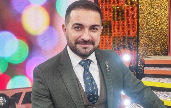 Əməkdar artist: Yaxşı ki, həkim yox, musiqiçi olmuşam