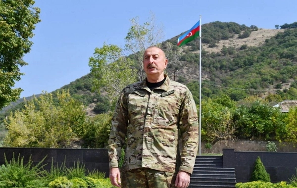 İlham Əliyev: Hər dəfə bayrağımız bir kəndə, şəhərə sancılanda, mənim üçün Azərbaycan məhz o torpaq idi