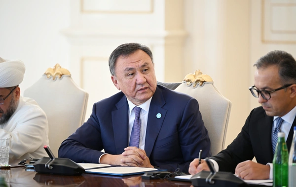 İlham Əliyev Bakıda keçirilən beynəlxalq konfransların iştirakçılarını qəbul edib