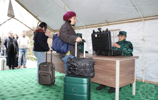 Армянская делегация прибыла в Азербайджан в рамках инициативы "Мост мира"