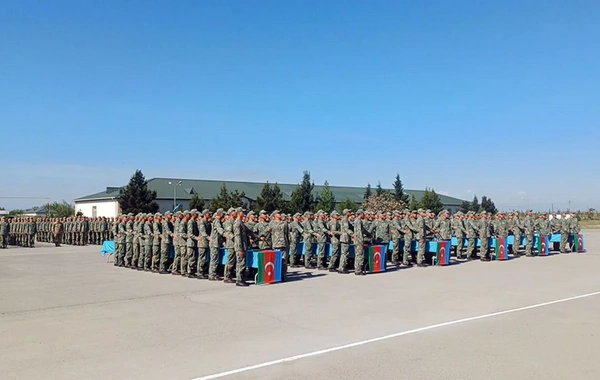 Azərbaycan ordusunda andiçmə mərasimləri keçirilib