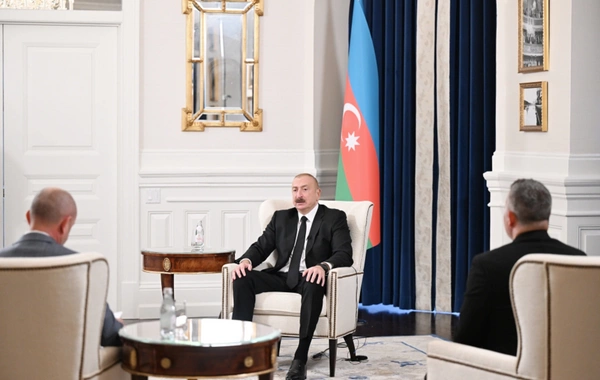 İlham Əliyev Vaşinqtonda Azərbaycan KİV nümayəndələrinə müsahibə verib
